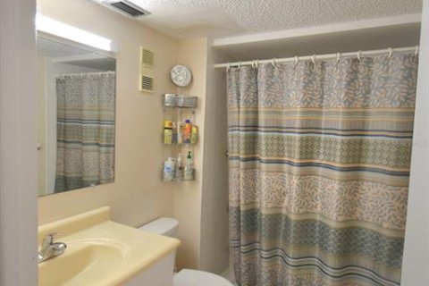 Condominio en venta en Dunedin, Florida, 2 dormitorios, 86.12 m2 № 2214286 - foto 8