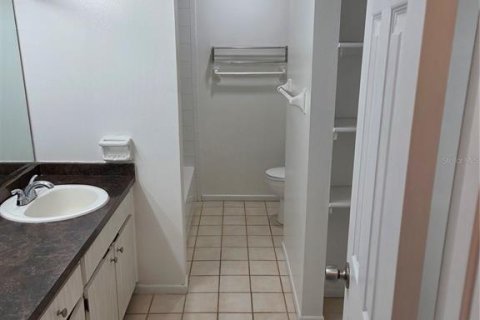 Adosado en alquiler en Tampa, Florida, 3 dormitorios, 134.99 m2 № 1900889 - foto 11