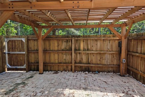 Adosado en alquiler en Tampa, Florida, 3 dormitorios, 134.99 m2 № 1900889 - foto 17