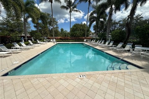 Touwnhouse à vendre à Palm Beach Gardens, Floride: 3 chambres, 145.86 m2 № 1978408 - photo 13