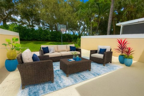 Touwnhouse à vendre à Palm Beach Gardens, Floride: 3 chambres, 145.86 m2 № 1978408 - photo 8