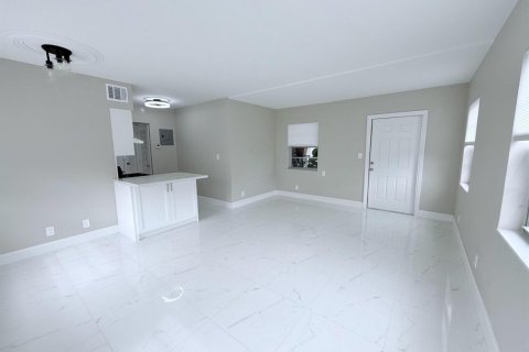 Apartment in Fort Lauderdale, Florida 1 bedroom, 74.32 sq.m. № 2250950 - photo 3