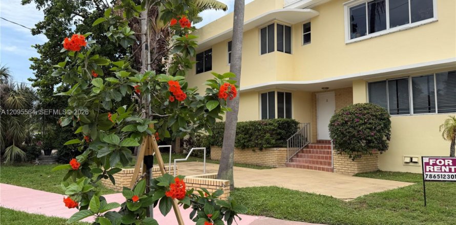 Apartment in Miami Beach, Florida 1 bedroom № 2392111