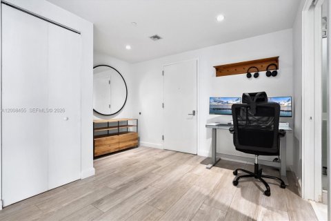 Condominio en venta en Miami, Florida, 2 dormitorios, 95.32 m2 № 2071957 - foto 17