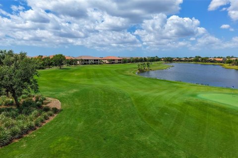 Condo in Bradenton, Florida, 2 bedrooms № 2233470 - photo 16