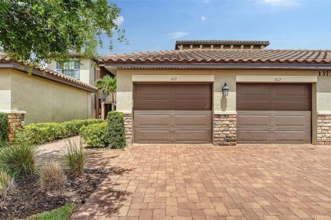 Condo in Bradenton, Florida, 2 bedrooms № 2233470 - photo 5