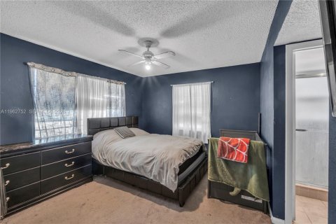 Condo in Coral Springs, Florida, 2 bedrooms  № 2027191 - photo 8