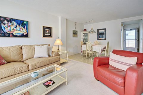 Condominio en venta en Venice, Florida, 2 dormitorios, 83.61 m2 № 1815817 - foto 12