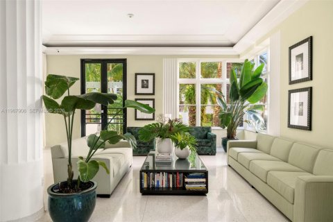 Condominio en venta en Miami Beach, Florida, 50.63 m2 № 2030052 - foto 15