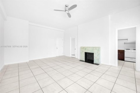 Condominio en venta en Miami Beach, Florida, 50.63 m2 № 2030052 - foto 9