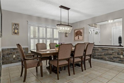 Villa ou maison à vendre à Spring Hill, Floride: 3 chambres, 202.34 m2 № 2137657 - photo 14