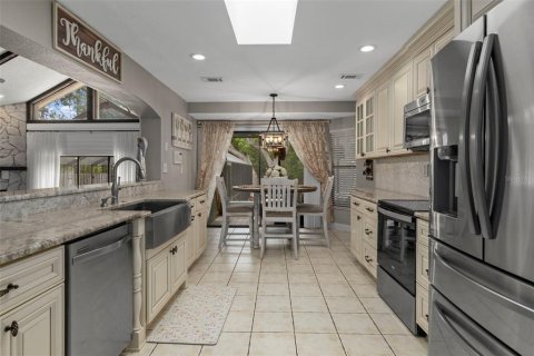 Villa ou maison à vendre à Spring Hill, Floride: 3 chambres, 202.34 m2 № 2137657 - photo 15