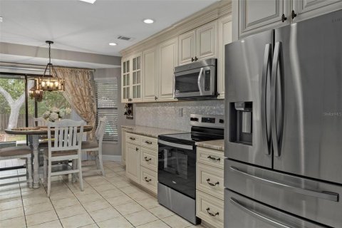 Villa ou maison à vendre à Spring Hill, Floride: 3 chambres, 202.34 m2 № 2137657 - photo 17