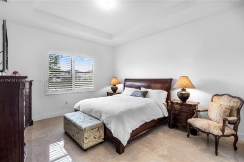 House in Miramar, Florida 4 bedrooms, 211.26 sq.m. № 1707181 - photo 20