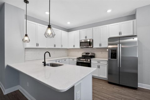 Casa en venta en Palmetto, Florida, 4 dormitorios, 157.75 m2 № 2206240 - foto 3