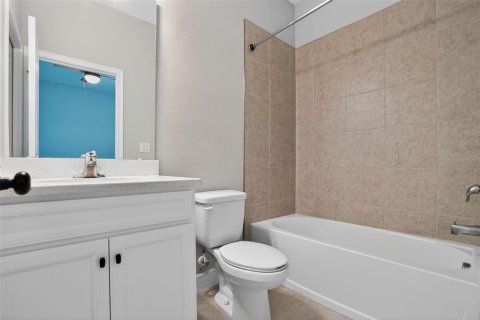 Casa en venta en Palmetto, Florida, 4 dormitorios, 157.75 m2 № 2206240 - foto 17