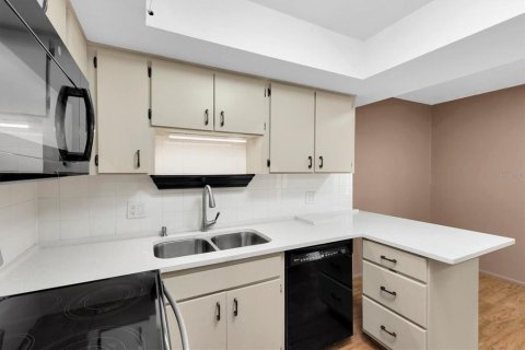 Купить кондоминиум в Клируотер, Флорида 6 комнат, 108.23м2, № 1532031 - фото 9