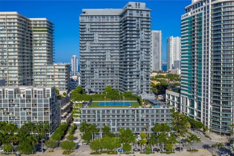 Condominio en alquiler en Miami, Florida, 2 dormitorios, 101.82 m2 № 2010832 - foto 22