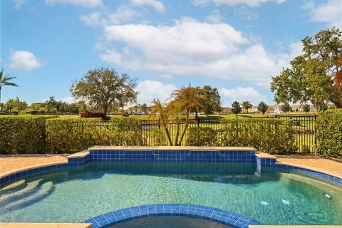 House in Four Corners, Florida 5 bedrooms, 378.76 sq.m. № 2141975 - photo 20