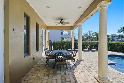 House in Four Corners, Florida 5 bedrooms, 378.76 sq.m. № 2141975 - photo 21