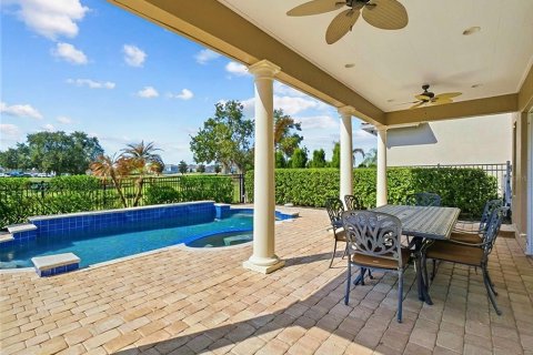 House in Four Corners, Florida 5 bedrooms, 378.76 sq.m. № 2141975 - photo 17