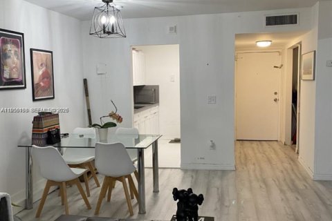 Снять в аренду кондоминиум в Норт-Майами, Флорида 67.17м2, № 2005769 - фото 18