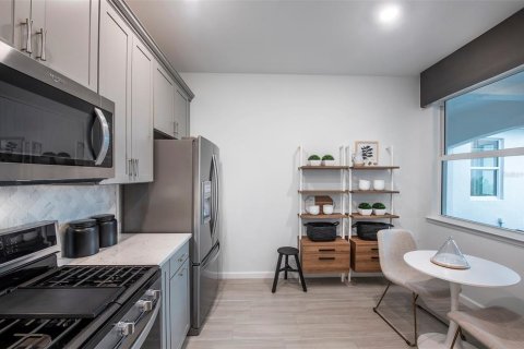 House in BEACHWALK BY MANASOTA KEY in Englewood, Florida 2 bedrooms, 148.83 sq.m. № 2398327 - photo 16