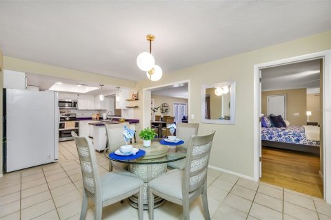 Casa en alquiler en Largo, Florida, 4 dormitorios, 210.7 m2 № 1906420 - foto 19