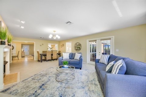 Casa en alquiler en Largo, Florida, 4 dormitorios, 210.7 m2 № 1906420 - foto 29