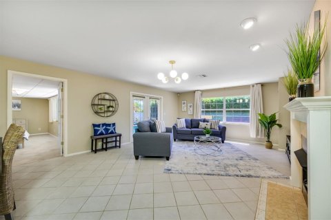 Casa en alquiler en Largo, Florida, 4 dormitorios, 210.7 m2 № 1906420 - foto 26