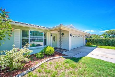 Casa en alquiler en Largo, Florida, 4 dormitorios, 210.7 m2 № 1906420 - foto 5