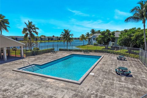 Condominio en venta en Homestead, Florida, 2 dormitorios, 80.17 m2 № 1731651 - foto 21