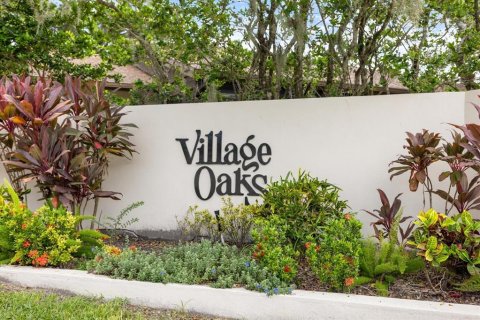 House in Sarasota, Florida 2 bedrooms, 116.5 sq.m. № 1906006 - photo 2