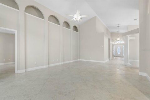 House in Palm Coast, Florida 3 bedrooms, 187.38 sq.m. № 1298846 - photo 6