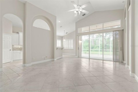 House in Palm Coast, Florida 3 bedrooms, 187.38 sq.m. № 1298846 - photo 8