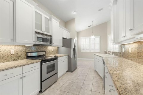 House in Palm Coast, Florida 3 bedrooms, 187.38 sq.m. № 1298846 - photo 15