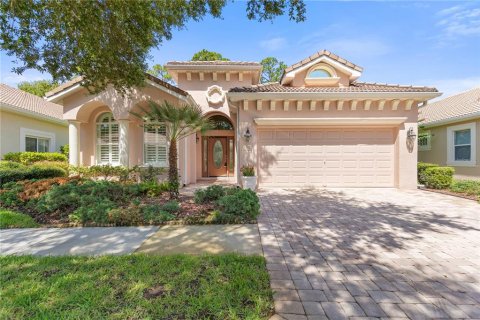House in Palm Coast, Florida 3 bedrooms, 187.38 sq.m. № 1298846 - photo 1