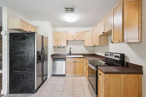 Villa ou maison à vendre à Orlando, Floride: 4 chambres, 138.61 m2 № 2322970 - photo 3