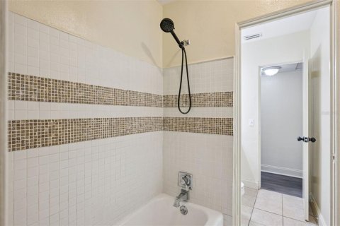 Villa ou maison à vendre à Orlando, Floride: 4 chambres, 138.61 m2 № 2322970 - photo 10