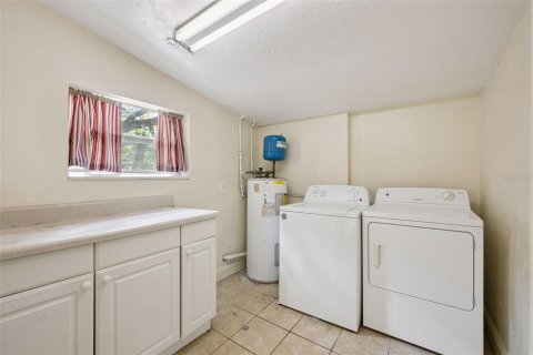 Villa ou maison à vendre à Orlando, Floride: 4 chambres, 138.61 m2 № 2322970 - photo 11