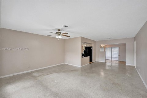 Купить виллу или дом в Холливуд, Флорида 3 спальни, 135.82м2, № 2030733 - фото 6