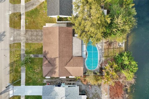 Купить виллу или дом в Холливуд, Флорида 3 спальни, 135.82м2, № 2030733 - фото 10