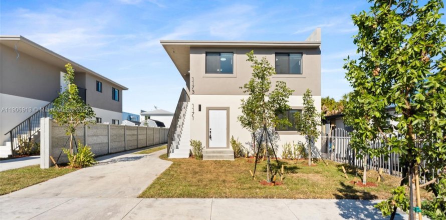 Immobilier commercial à Miami, Floride № 1974976