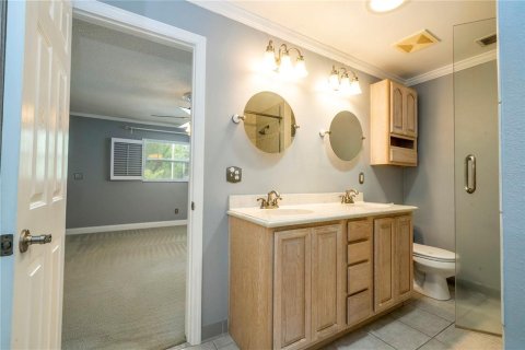 Casa en venta en Orlando, Florida, 4 dormitorios, 182.27 m2 № 2093644 - foto 18