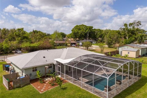 Casa en venta en Orlando, Florida, 4 dormitorios, 182.27 m2 № 2093644 - foto 28