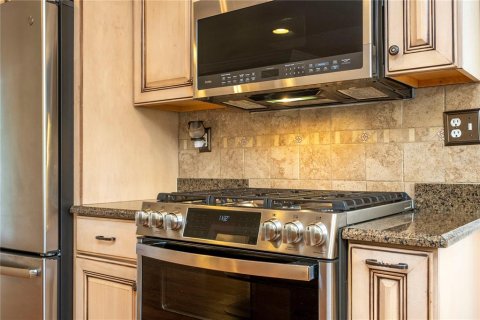 Casa en venta en Orlando, Florida, 4 dormitorios, 182.27 m2 № 2093644 - foto 9