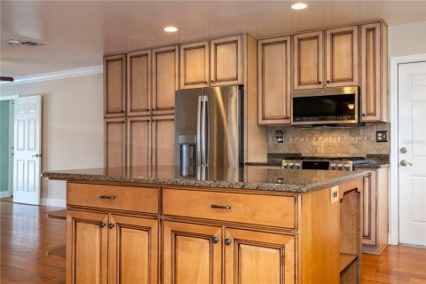 Casa en venta en Orlando, Florida, 4 dormitorios, 182.27 m2 № 2093644 - foto 10