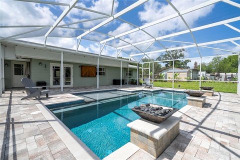 Casa en venta en Orlando, Florida, 4 dormitorios, 182.27 m2 № 2093644 - foto 4