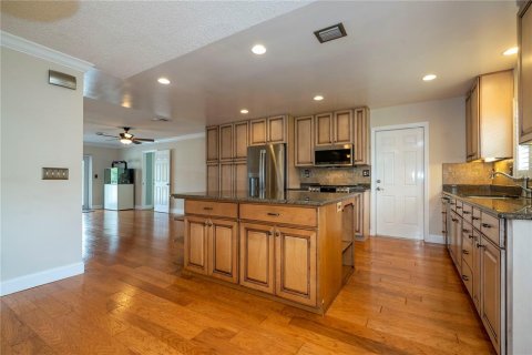 Casa en venta en Orlando, Florida, 4 dormitorios, 182.27 m2 № 2093644 - foto 7