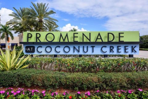 Townhouse in Coconut Creek, Florida 3 bedrooms, 128.95 sq.m. № 1726227 - photo 21